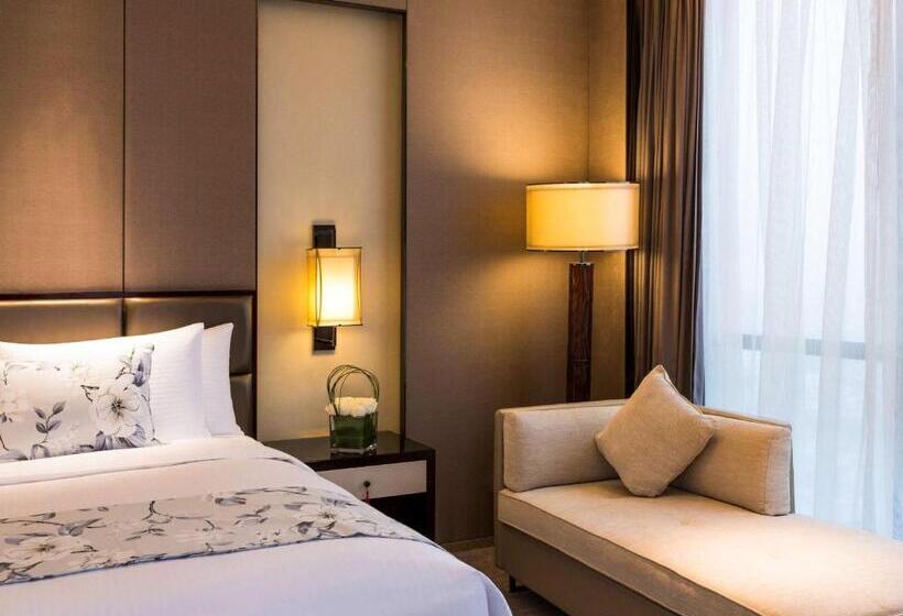 Suite Supérieure, Pullman Weifang