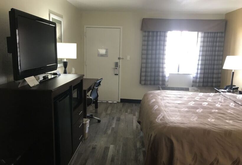 اتاق استاندارد با تخت دوبل, Quality Inn & Suites Near Downtown Mesa