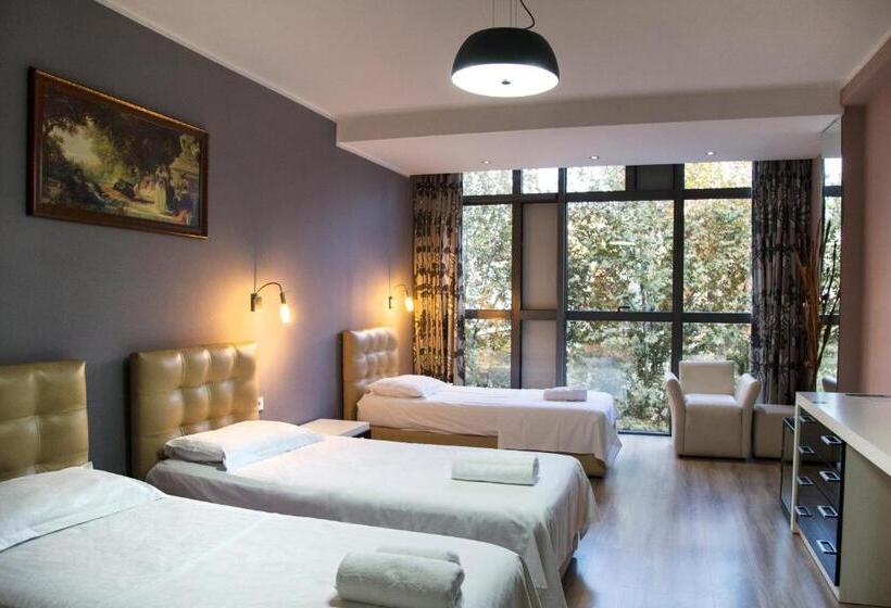 اتاق استاندارد سه نفره, Relax