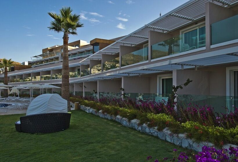 Chambre Standard Vue Piscine, Sentido Bellazure