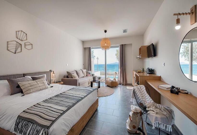 سوئیت پریمیوم با چشم‌انداز دریا, Villa Di Mare Seaside Suites