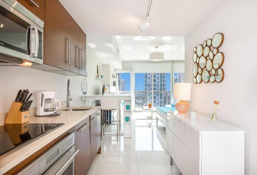 استودیوی استاندارد, Brickell By Miami Vacation Rentals