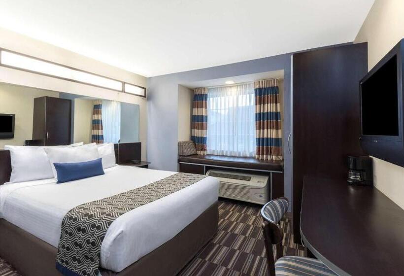 Standard Room, Microtel Inn & Suites By Wyndham Baton Rouge Airport