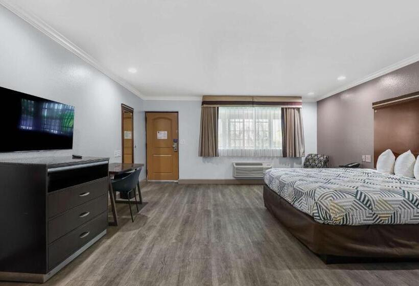 اتاق استاندارد با تخت بزرگ برای معلولان, Motel 6 Carlsbad, Ca North