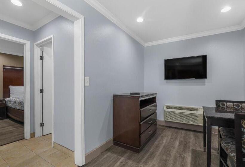 سوییت لوکس, Motel 6 Carlsbad, Ca North