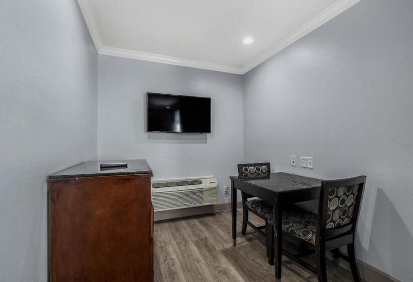 سوییت لوکس, Motel 6 Carlsbad, Ca North