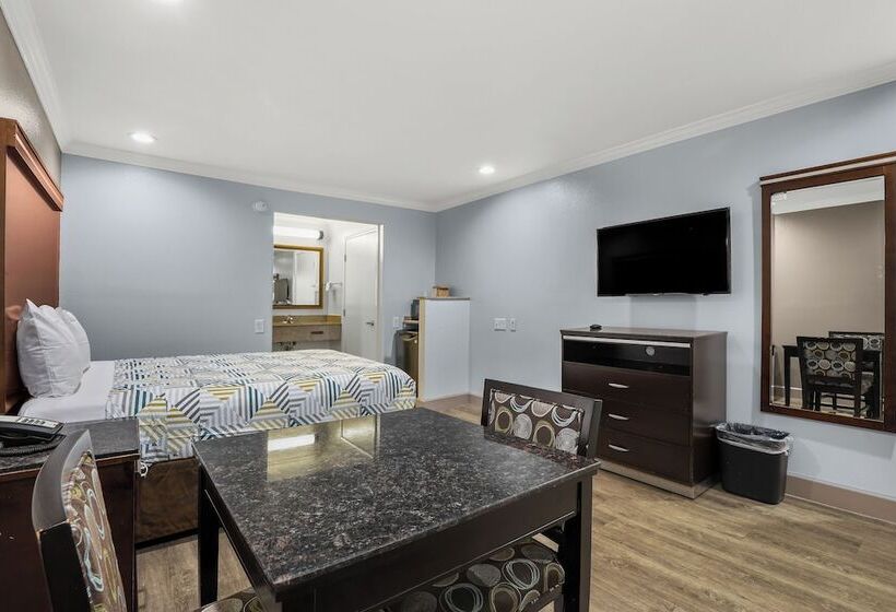 اتاق لوکس, Motel 6 Carlsbad, Ca North