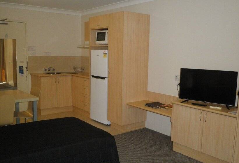 اتاق خانوادگی, Comfort Inn Centrepoint Motel