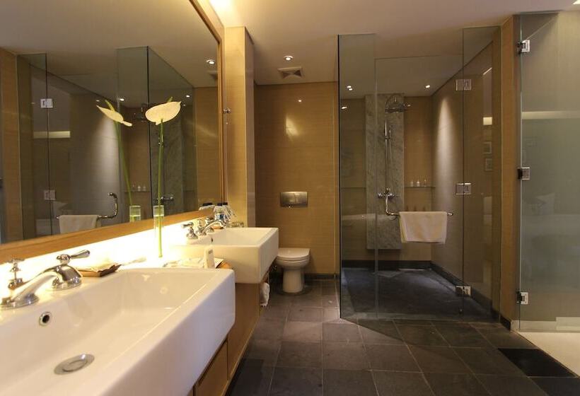 سوییت, Ossotel Legian