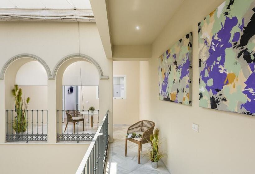 آپارتمان 1 خوابه, Suites Sevilla Plaza