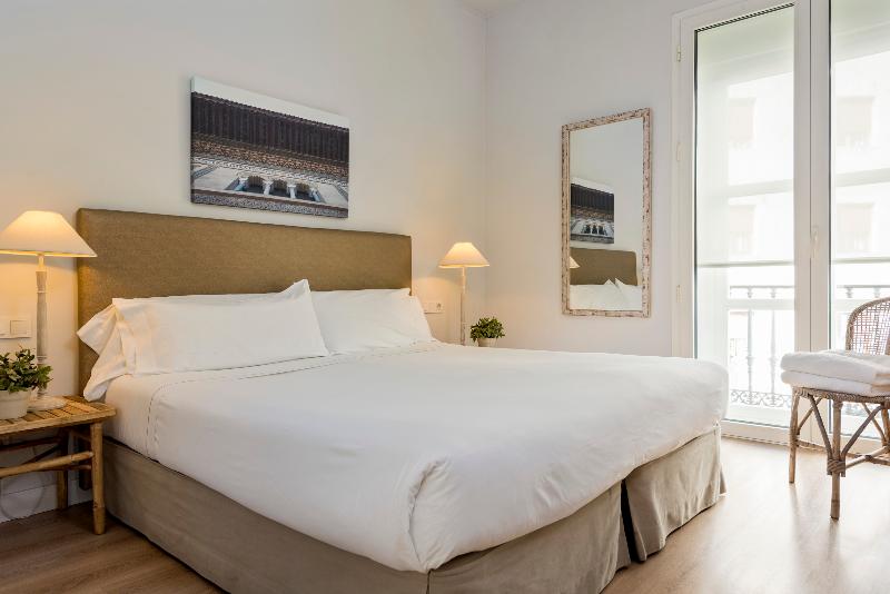 آپارتمان 2 خوابه, Suites Sevilla Plaza