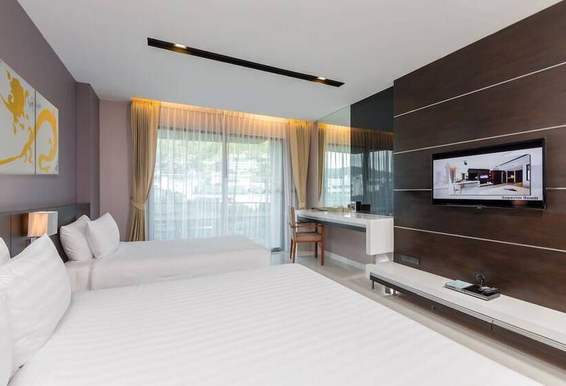 Chambre Deluxe, The Charm Resort Phuket Sha Certified