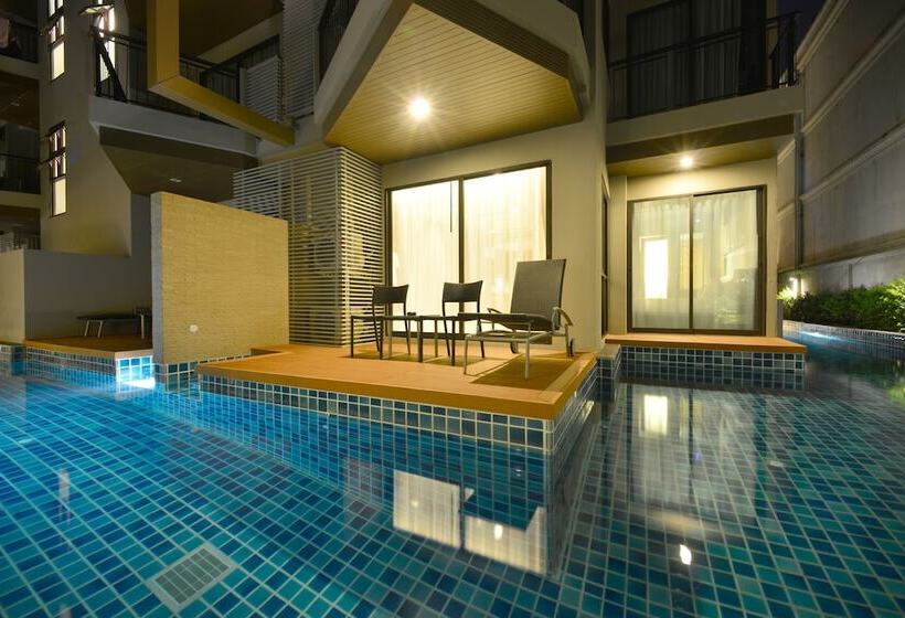سوییت جونیور, The Charm Resort Phuket Sha Certified