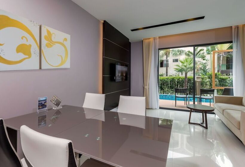 سوییت جونیور, The Charm Resort Phuket Sha Certified