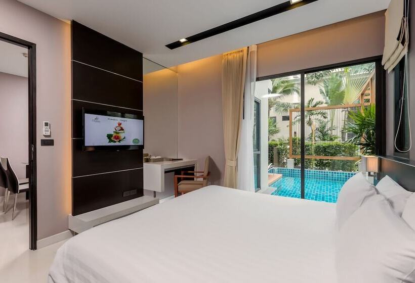 سوییت جونیور, The Charm Resort Phuket Sha Certified