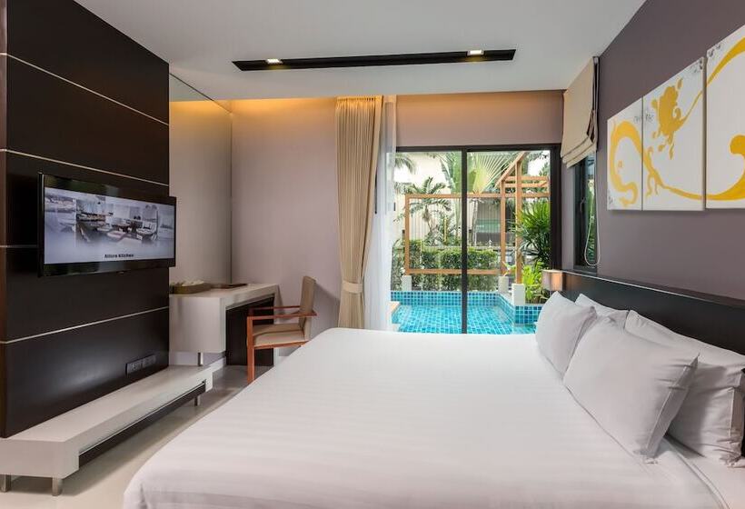 سوییت جونیور, The Charm Resort Phuket Sha Certified