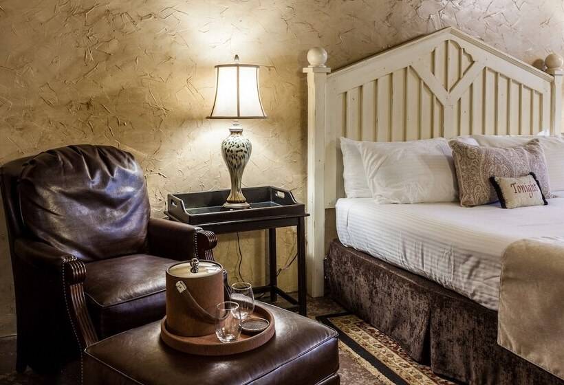 اتاق کلاب, The Inn At Leola Village, A Historic Hotel Of America