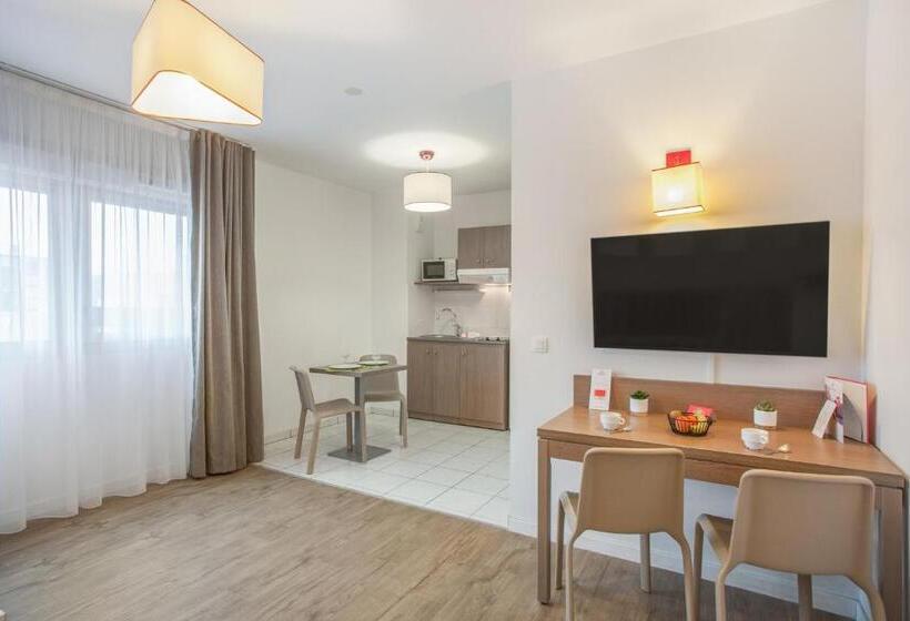 1 Bedroom Superior Apartment, Appart City Annemasse Centre  Pays De Geneve