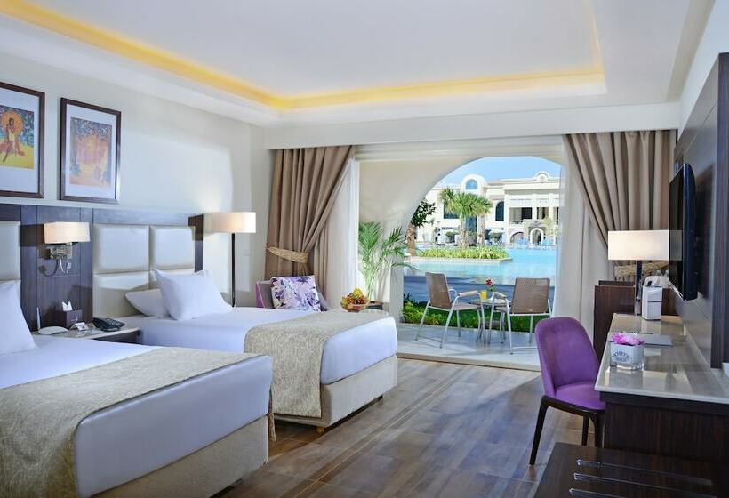 سوییت جونیور با چشم‌انداز استخر, Pickalbatros White Beach Resort  Hurghada
