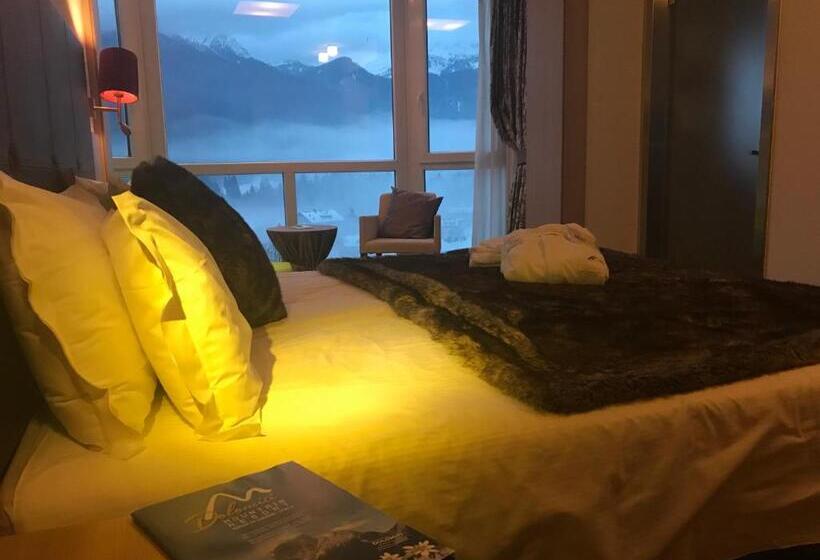سوییت جونیور, Th Cadore   Hotel Antelao