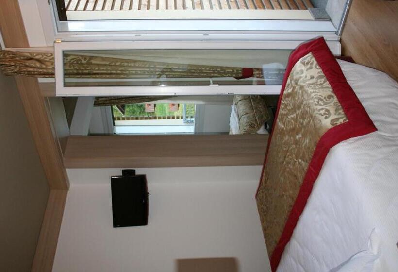 اتاق استاندارد چهار تخته, Th Cadore   Hotel Antelao