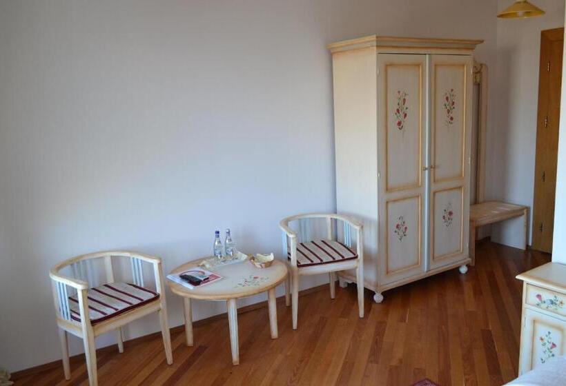 اتاق استاندارد, Casa Cranta