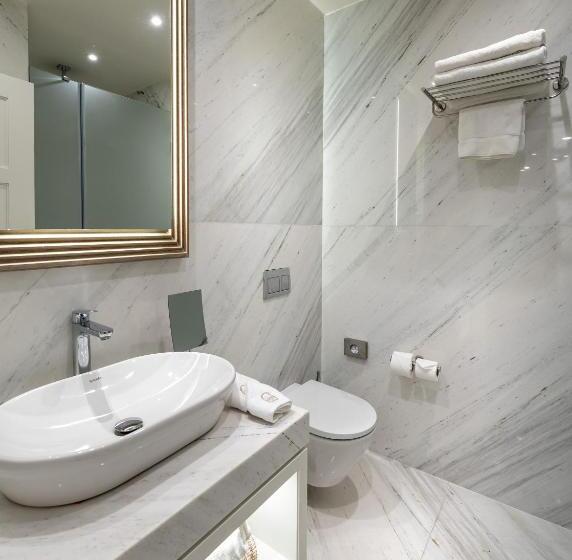 اتاق لوکس با بالکن و چشم‌انداز دریا, Casa Nonna Bodrum   Adult Only