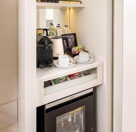 اتاق لوکس با بالکن و چشم‌انداز دریا, Casa Nonna Bodrum   Adult Only