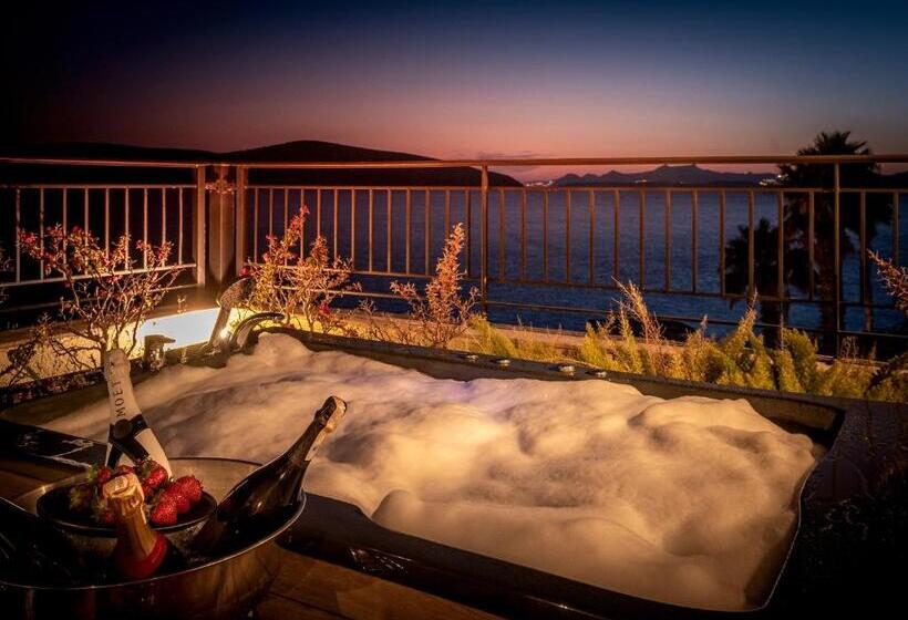 سوئیت با وان آب گرم, Casa Nonna Bodrum   Adult Only