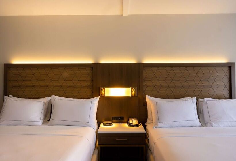 اتاق استاندارد با 2 تخت دوبل, Doubletree By Hilton Tinton Falls Eatontown