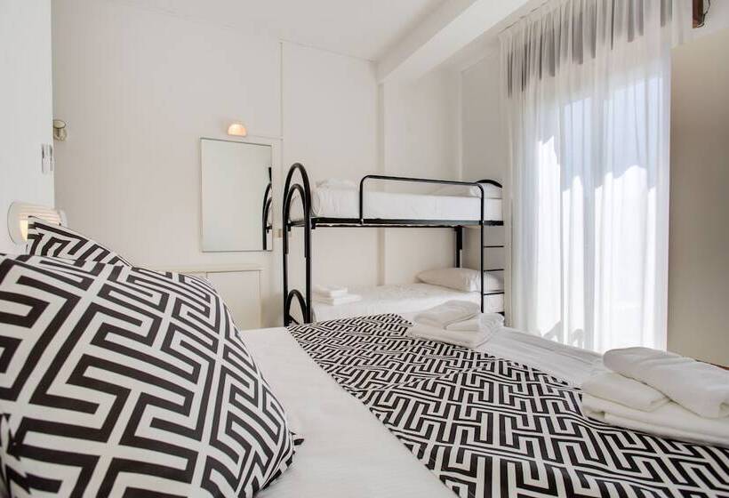 Standard Quadruple Room, Grazia Riccione