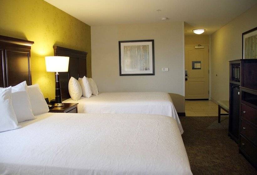 Standard Room, Hampton Inn & Suites Manteca