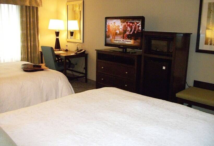 Standard Room, Hampton Inn & Suites Manteca