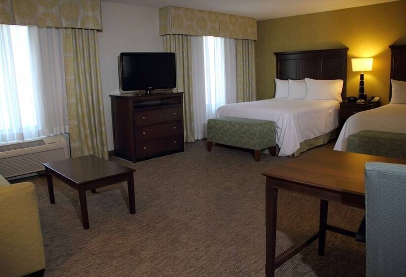 Standard Studio, Hampton Inn & Suites Manteca