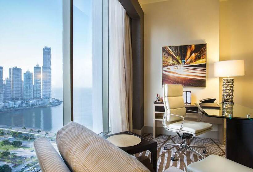 اتاق استاندارد, Hilton Panama