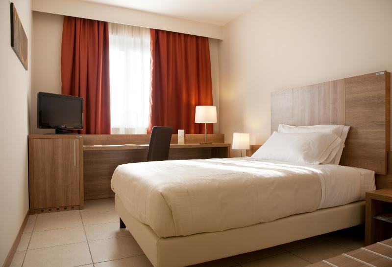 اتاق استاندارد برای معلولان, Holiday Inn Express Hotel & Suites Albany By Ihg