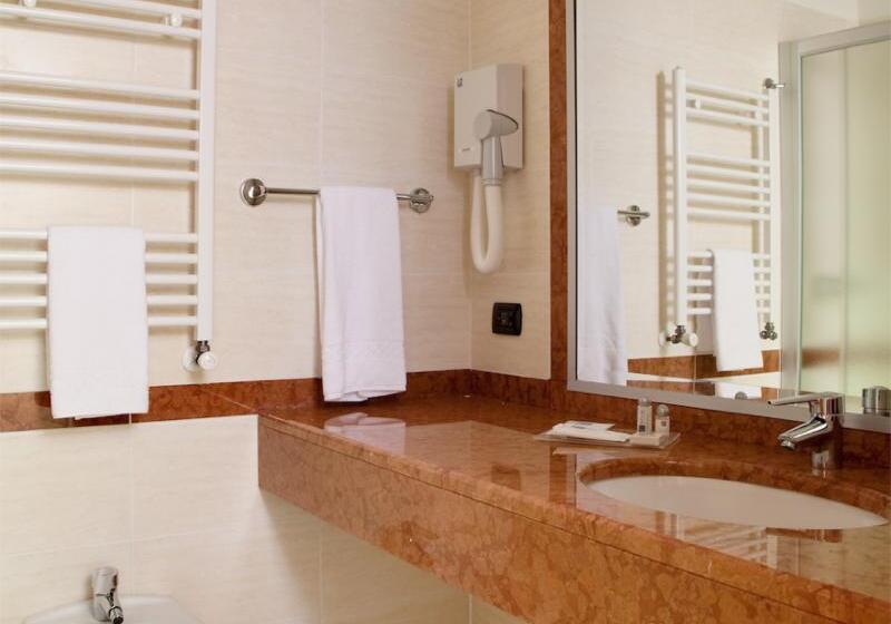 اتاق استاندارد برای معلولان, Holiday Inn Express Hotel & Suites Albany By Ihg