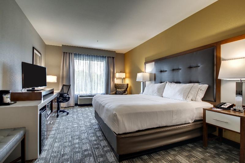 اتاق اجرایی با تخت بزرگ, Holiday Inn Express Hotel & Suites Albany By Ihg