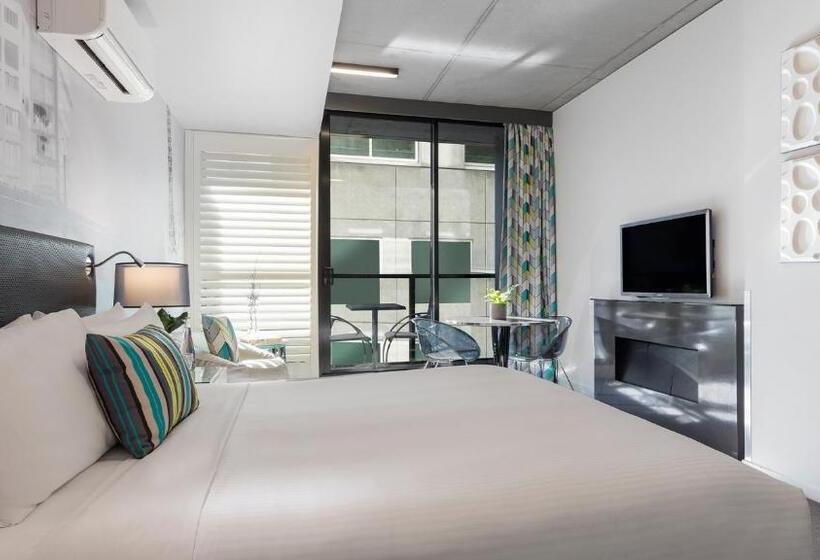 Standard Studio, Oaks Melbourne On William Suites