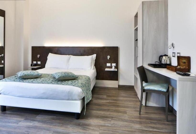 اتاق استاندارد, Phi Hotel Milano