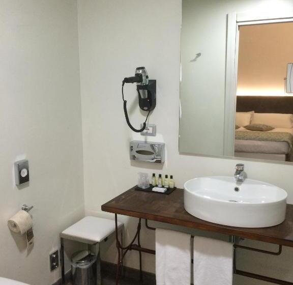 اتاق لوکس, Phi Hotel Milano
