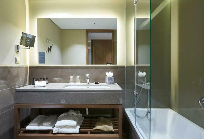 Superior Room, Portobay Liberdade