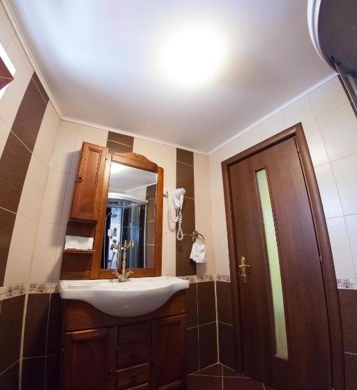 اتاق استاندارد یک نفره, Royal Craiova