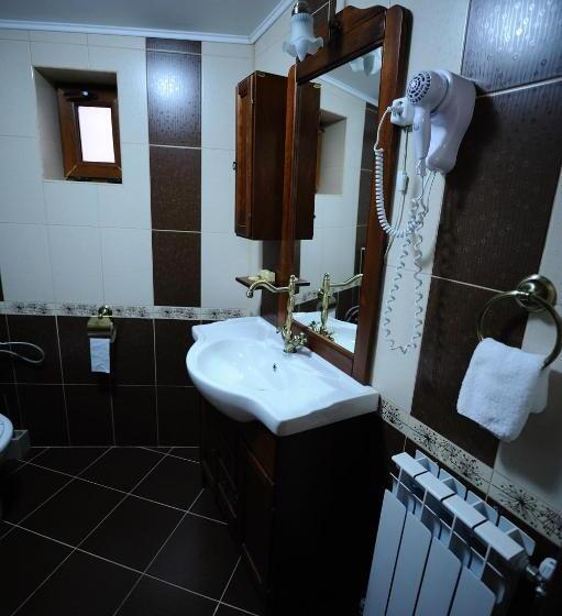 اتاق استاندارد یک نفره, Royal Craiova