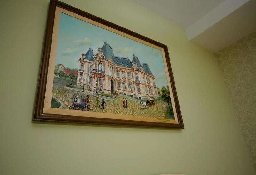 سوییت, Royal Craiova