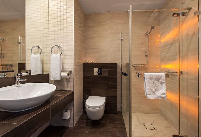 اتاق استاندارد سه نفره, Różany Gaj   Destigo Hotels