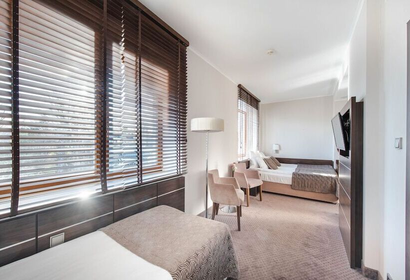 اتاق استاندارد سه نفره, Różany Gaj   Destigo Hotels