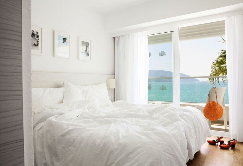 اتاق استاندارد با چشم‌انداز دریا, The Beachfront Hotel Adult Only 16 Plus