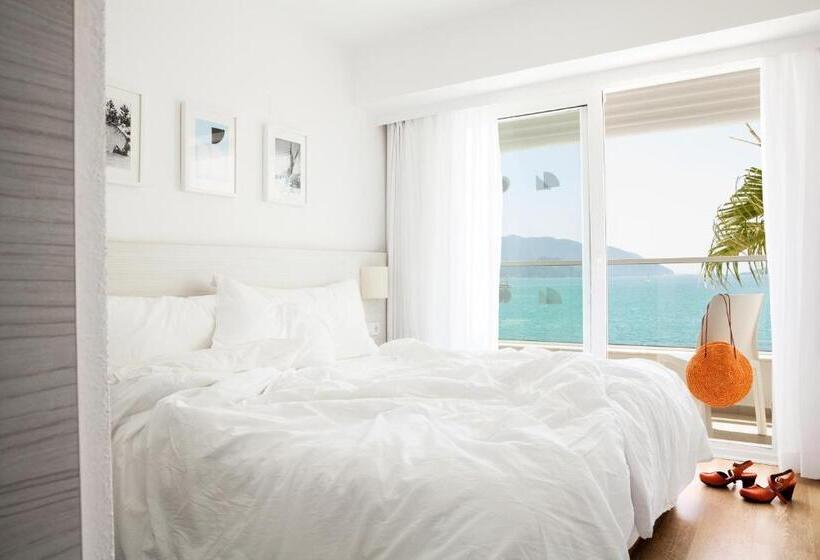 اتاق استاندارد با چشم‌انداز دریا, The Beachfront Hotel Adult Only 16 Plus