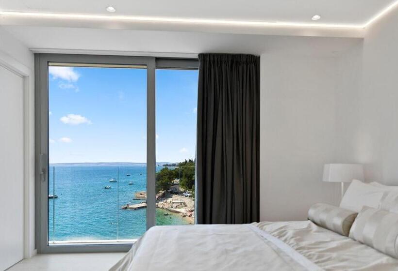 آپارتمان 1 خوابه با چشم‌انداز دریا, Luxury Hotel Amabilis
